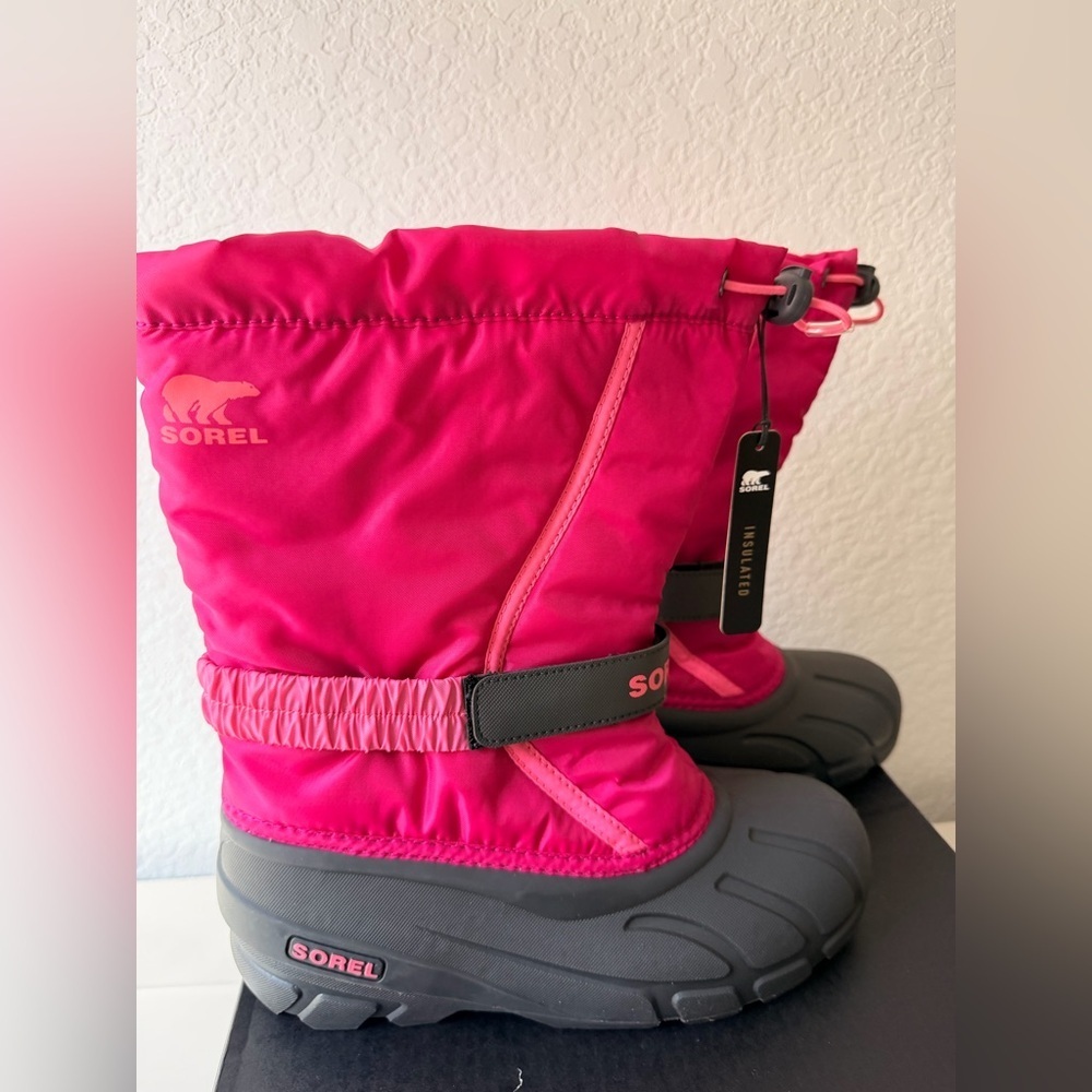 Sorel Youth Flurry Pink and Black Boots - Picture 6 of 11